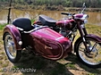 Junak M10 mit Beiwagen WB3